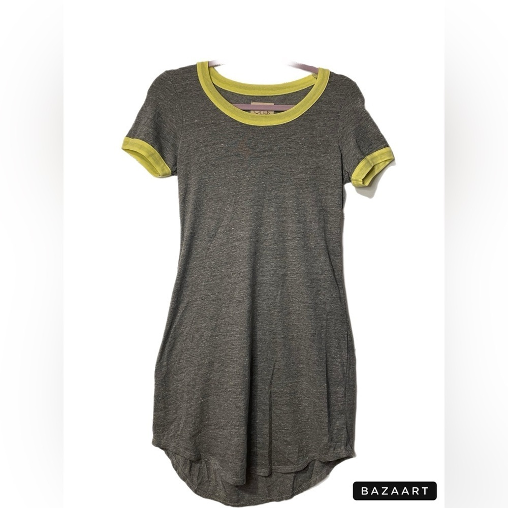 Chaser tee dress, gray with highlighter yellow neck  and arm bands. Size S F4
